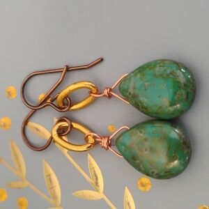 Elegant Green Turquoise Color Teardrop Earrings